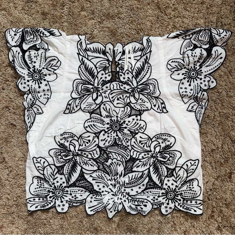 ❗️SOLD❗️100% Cotton Anthropologie White & Black Lace Mesh Floral Blouse